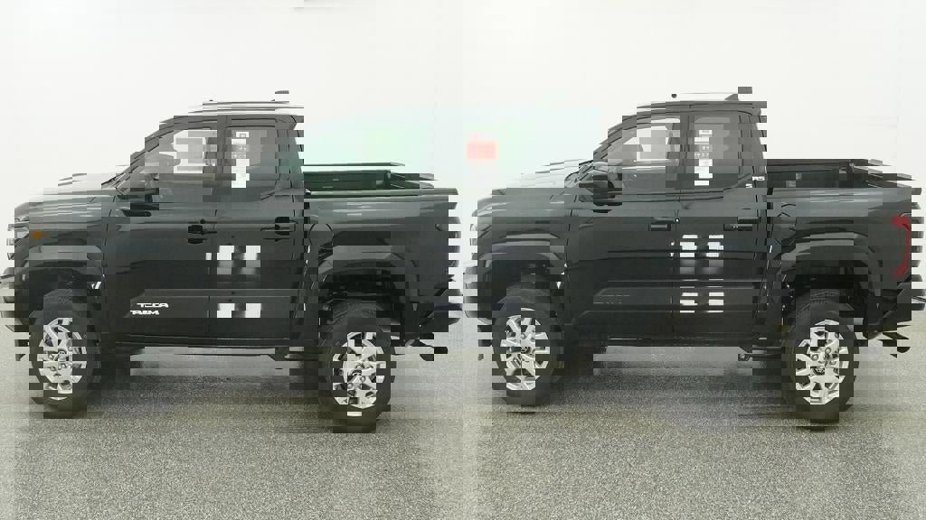 New 2026 Toyota Tacoma SR5 image 3