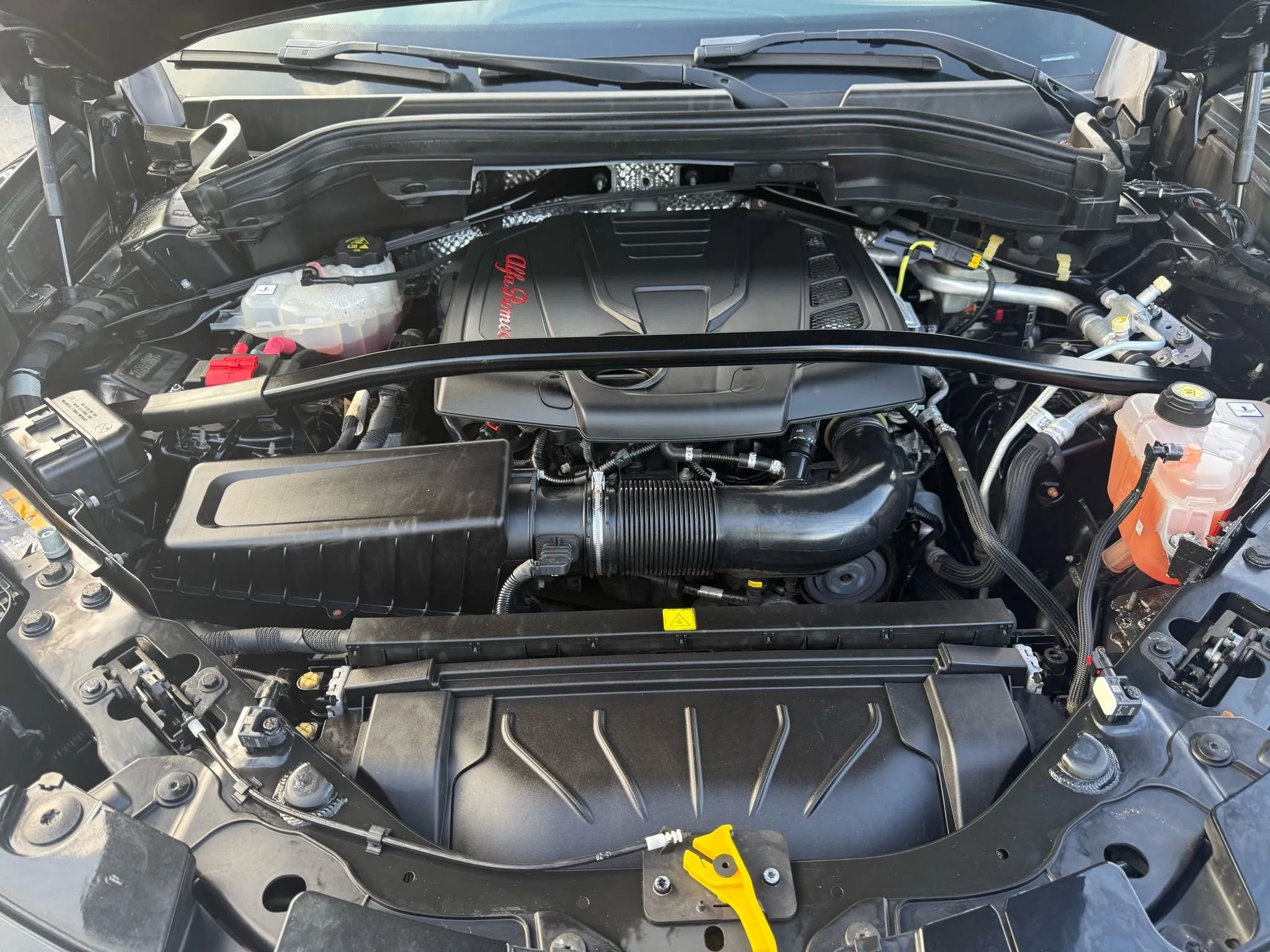 Used 2021 Alfa Romeo Stelvio Ti w/ Active Assist 2 Package TI image 31