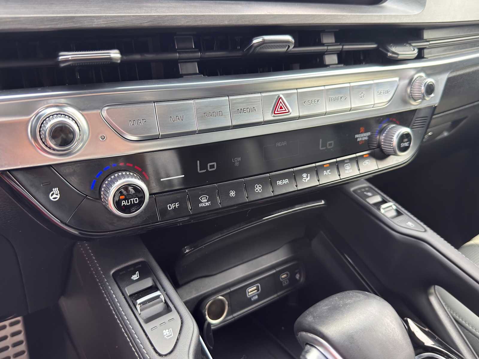 Certified 2023 Kia Telluride SX Prestige X-Line AWD/4WD image 15