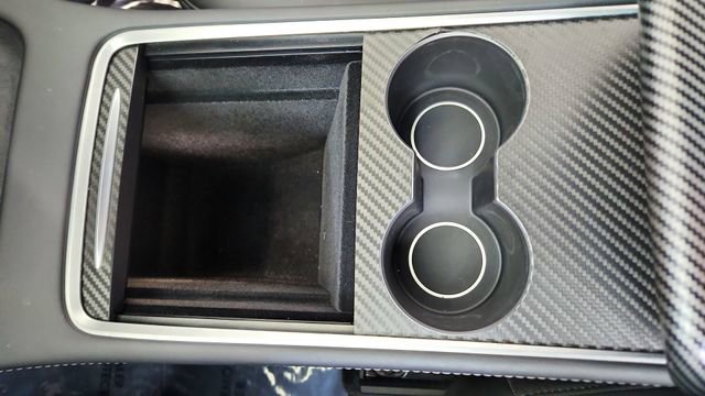 Used 2025 Tesla Model Y Performance image 51