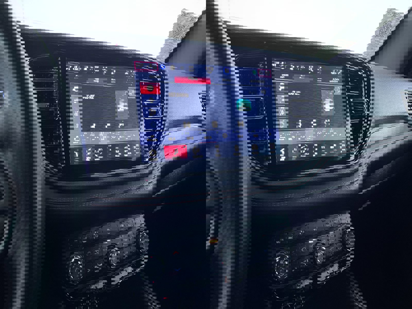 Used 2023 Dodge Durango R/T image 18