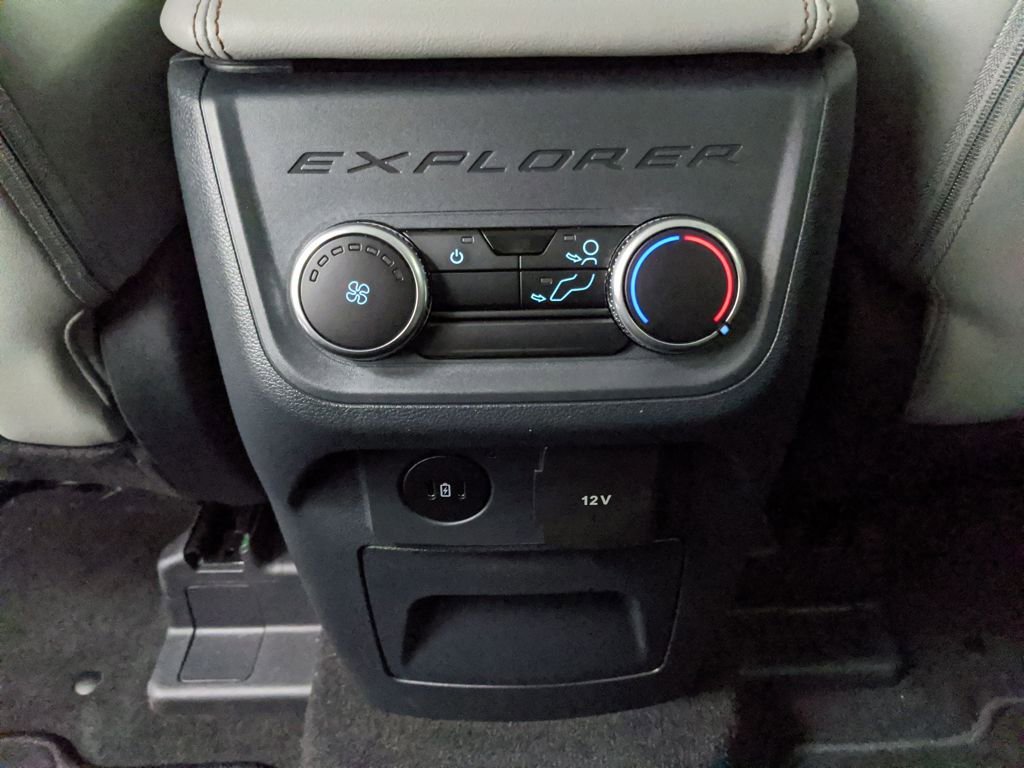 New 2025 Ford Explorer Active w/ Active Comfort Package image 19
