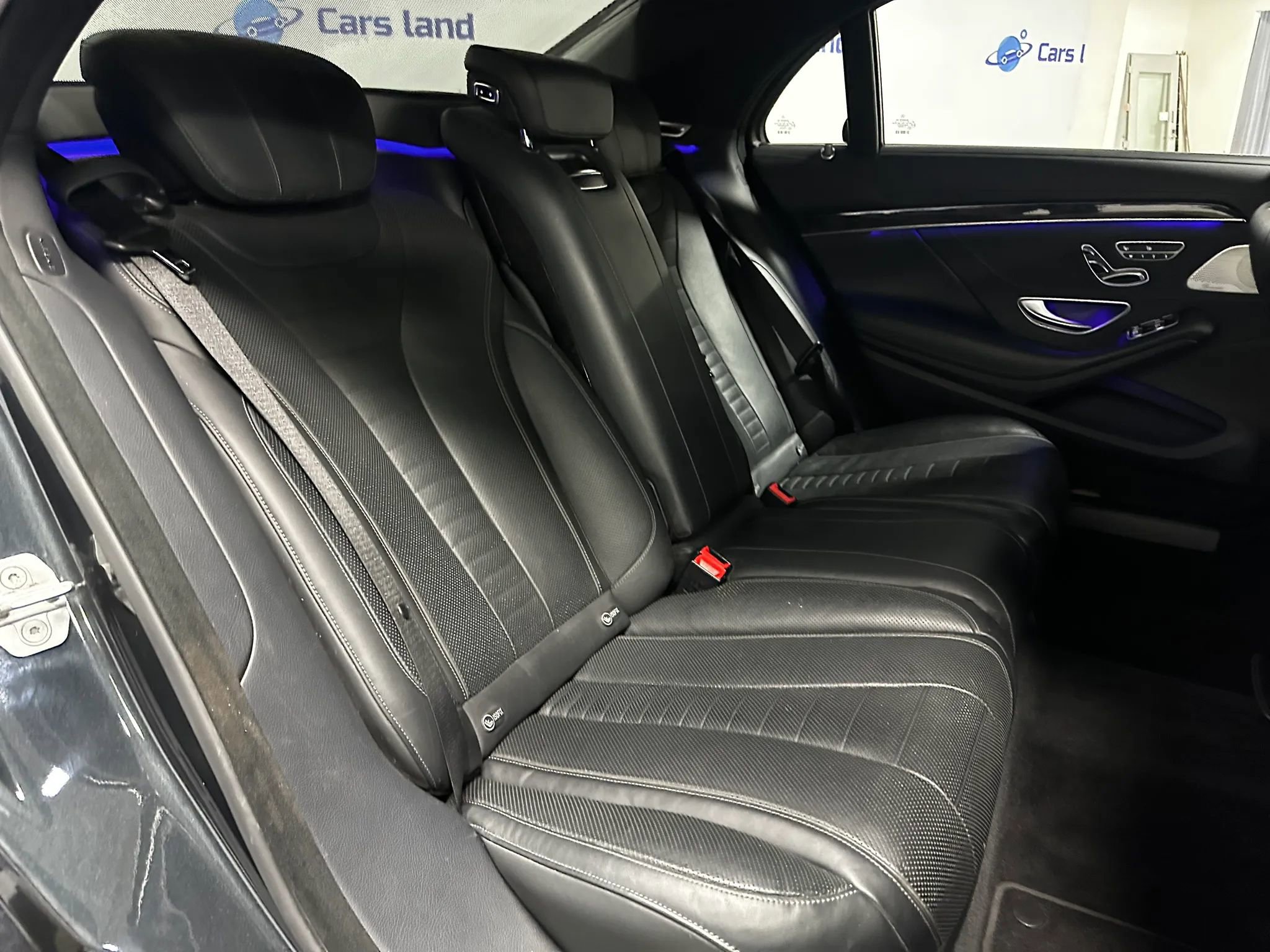 Used 2016 Mercedes-Benz S 550 Sedan image 21