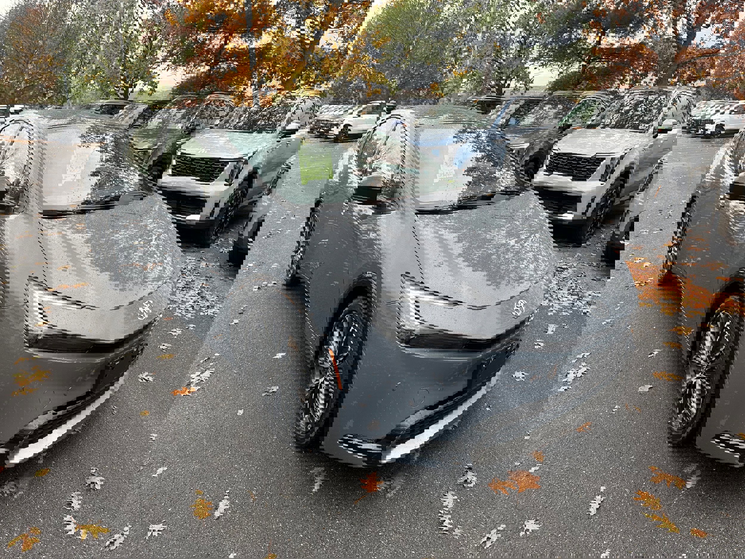 Used 2023 Toyota Prius LE image 3