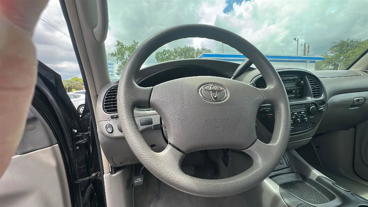 Used 2006 Toyota Sequoia SR5 AWD/4WD image 39