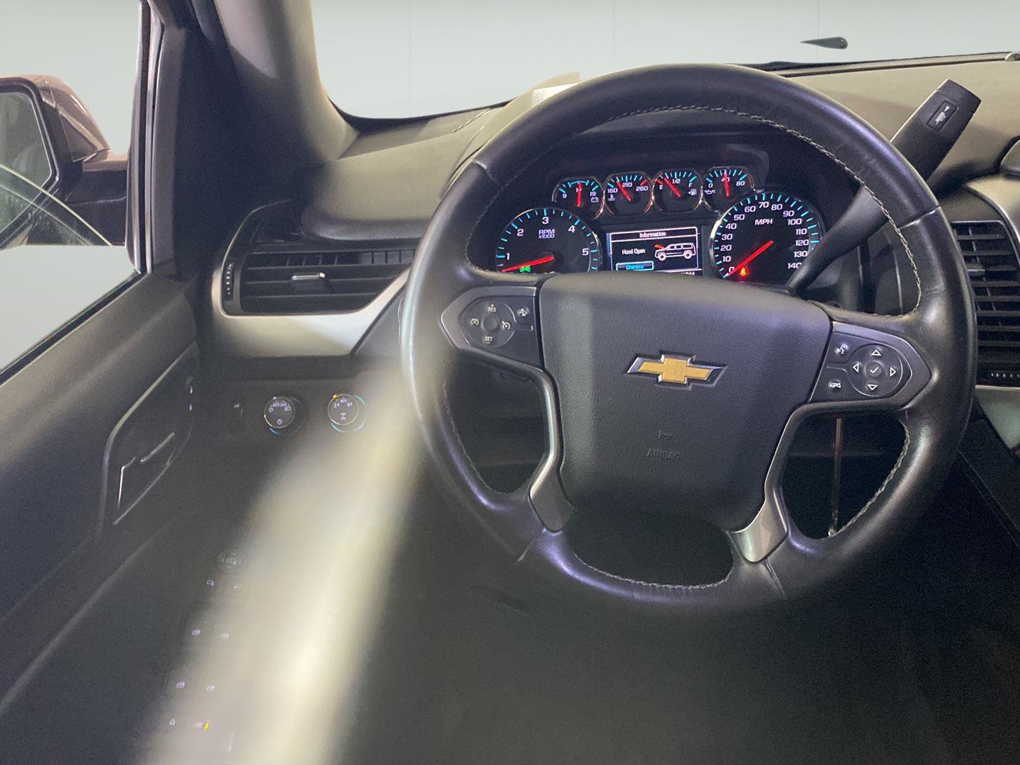 Used 2015 Chevrolet Suburban LT AWD/4WD image 30