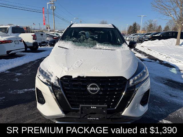 Certified 2024 Nissan Kicks SR w/ SR Premium Package image 3