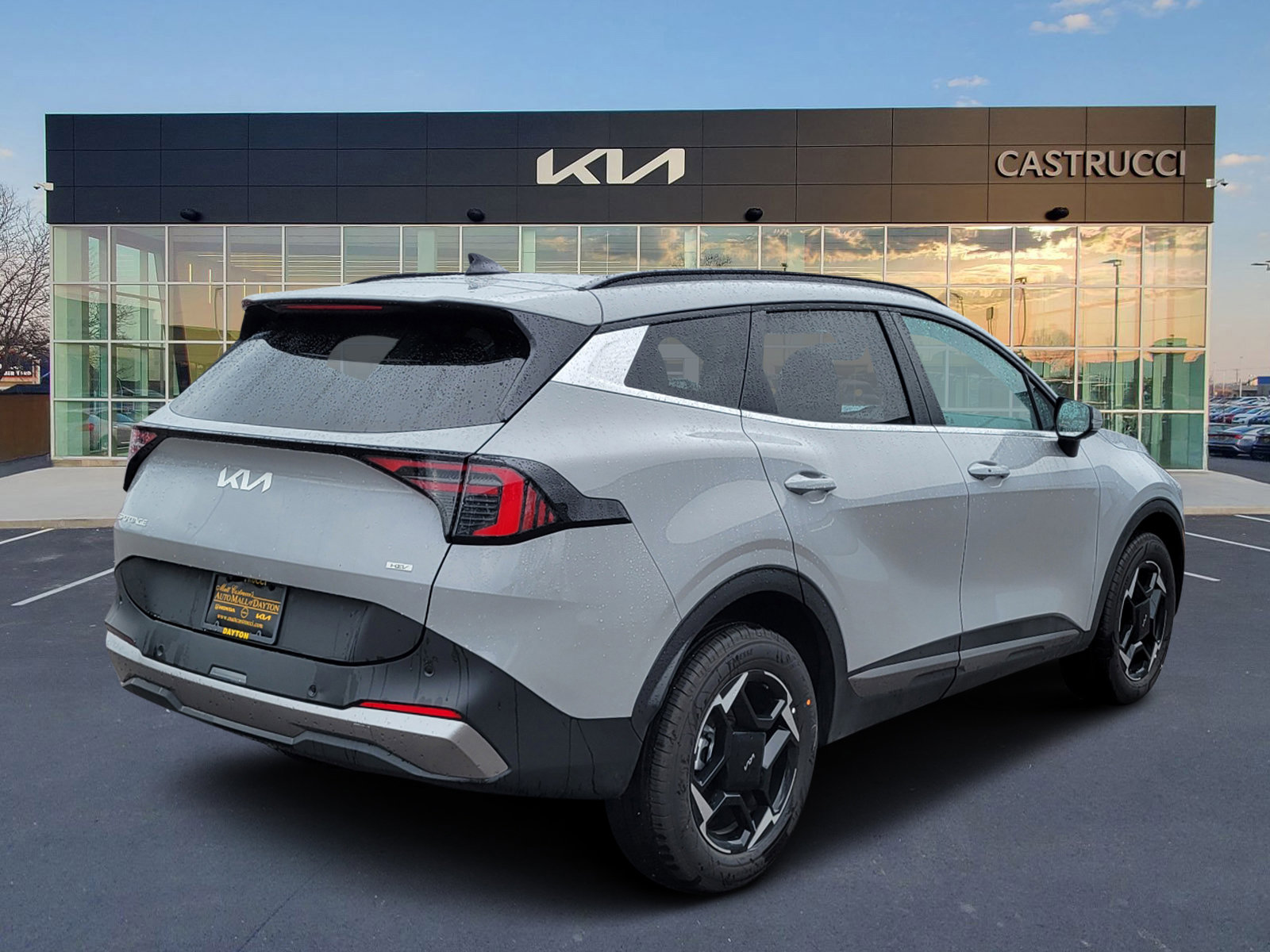 Used 2026 Kia Sportage EX w/ EX Panoramic Sunroof Package image 4