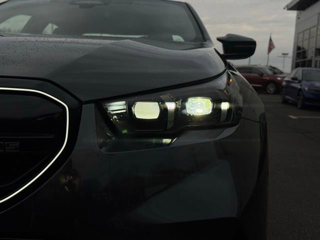 New 2026 BMW M5 image 10