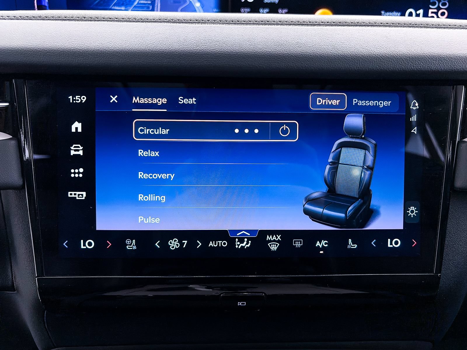 Used 2025 Lincoln Navigator L Reserve AWD/4WD image 6