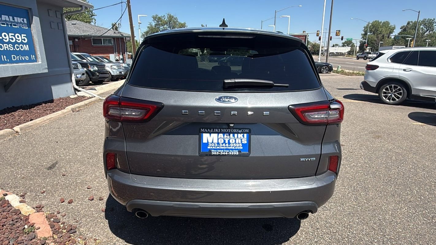 Used 2024 Ford Escape ST-Line image 6