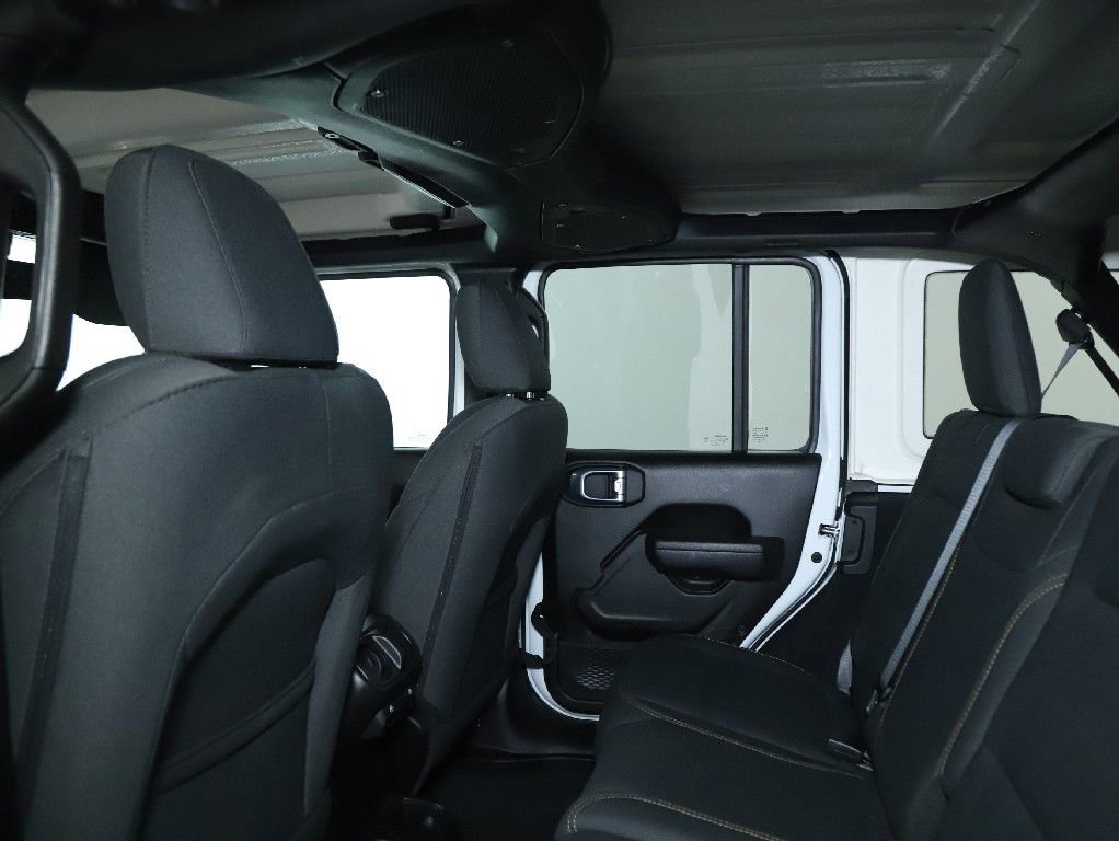 Used 2025 Jeep Wrangler Sport S image 15