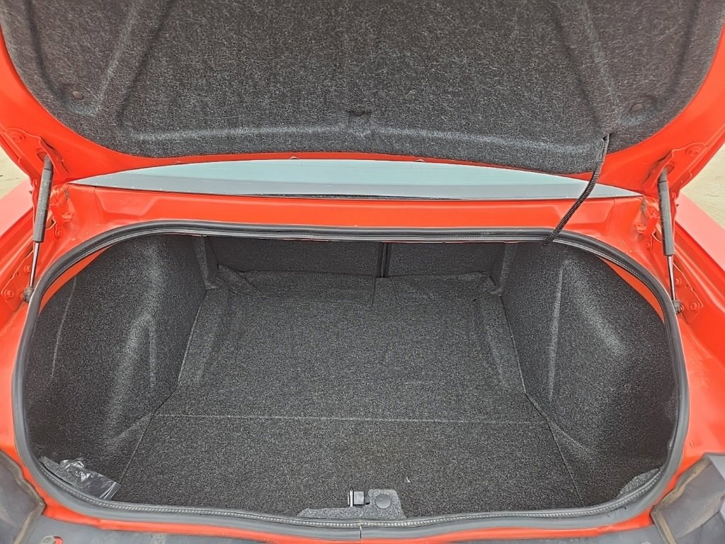 Used 2021 Dodge Challenger SXT w/ Blacktop Package image 40