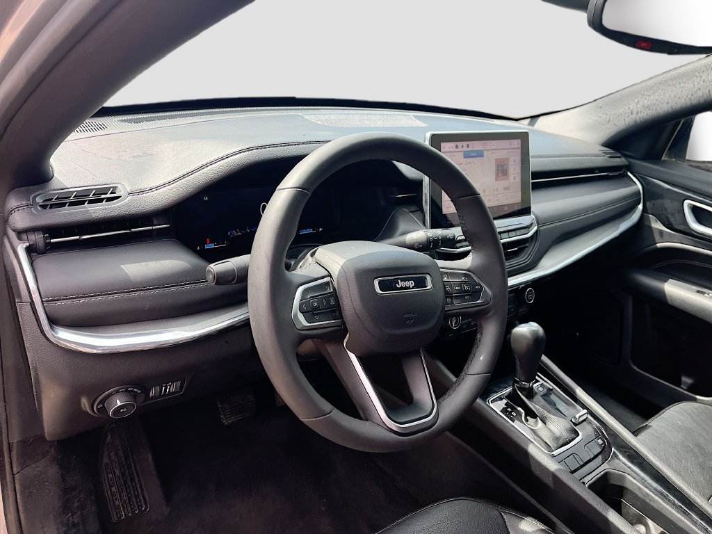 Used 2023 Jeep Compass High Altitude AWD/4WD image 9