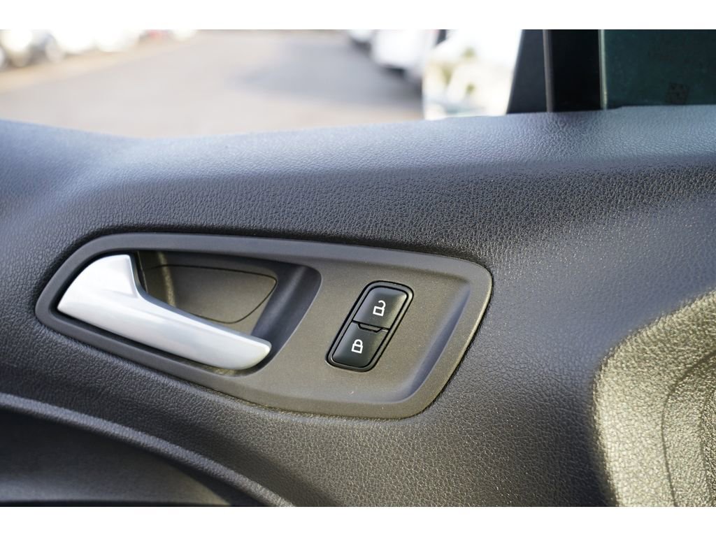 Used 2017 Ford Transit Connect XLT FWD image 18