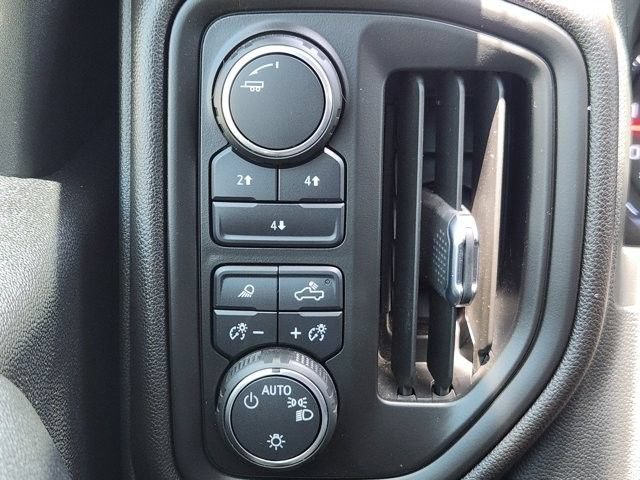 Used 2024 Chevrolet Silverado 2500 Custom w/ Custom Value Package AWD/4WD image 19