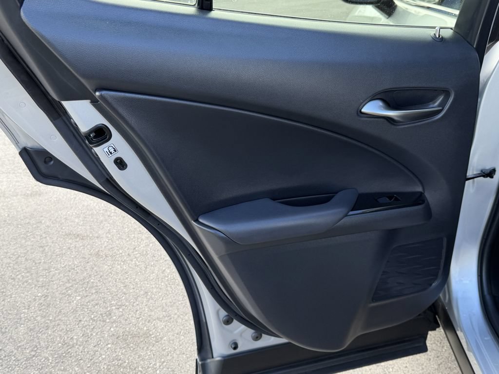 Used 2019 Lexus UX 250h w/ Premium Package AWD/4WD image 19