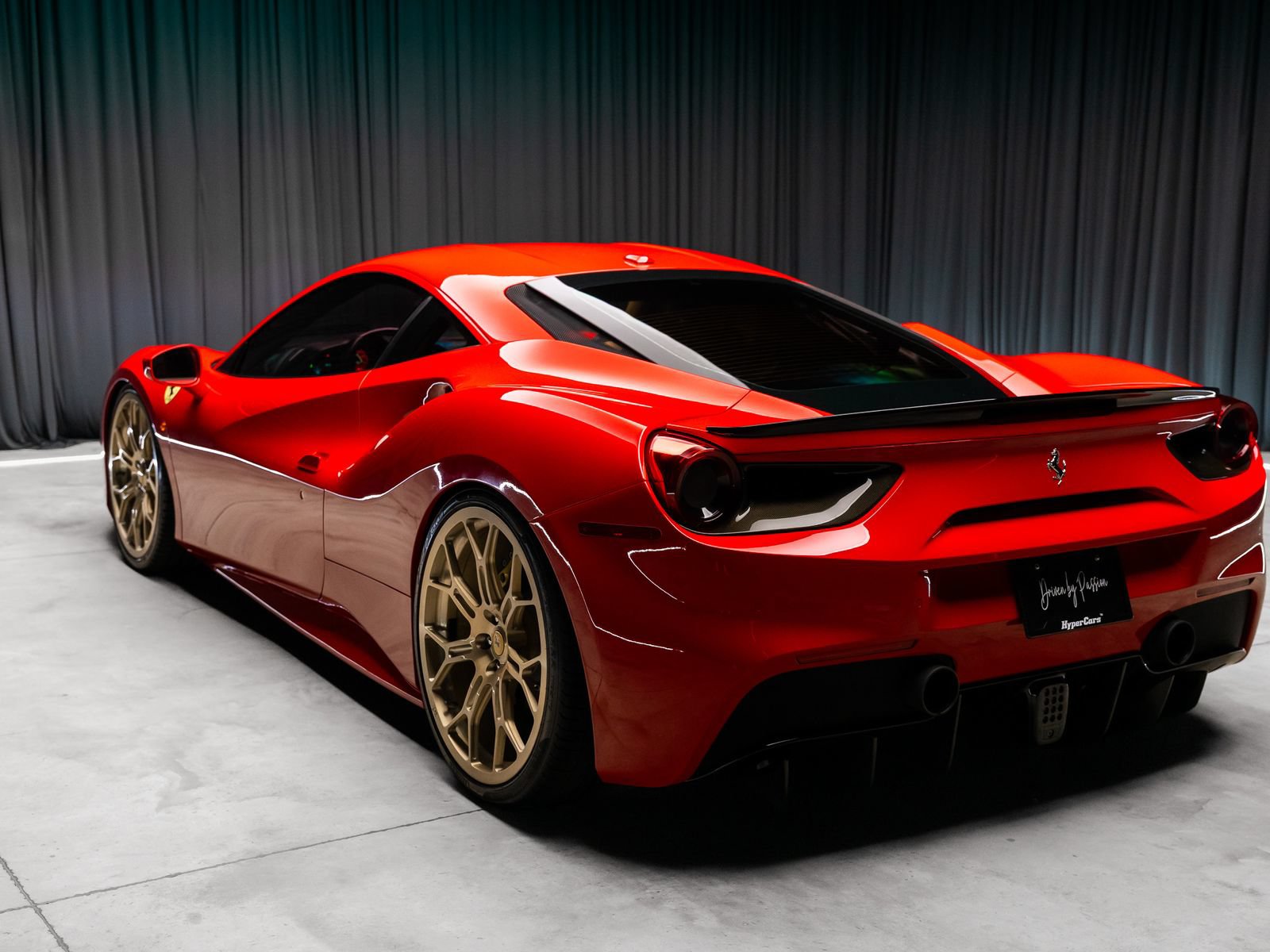 Used 2018 Ferrari 488 GTB RWD image 36