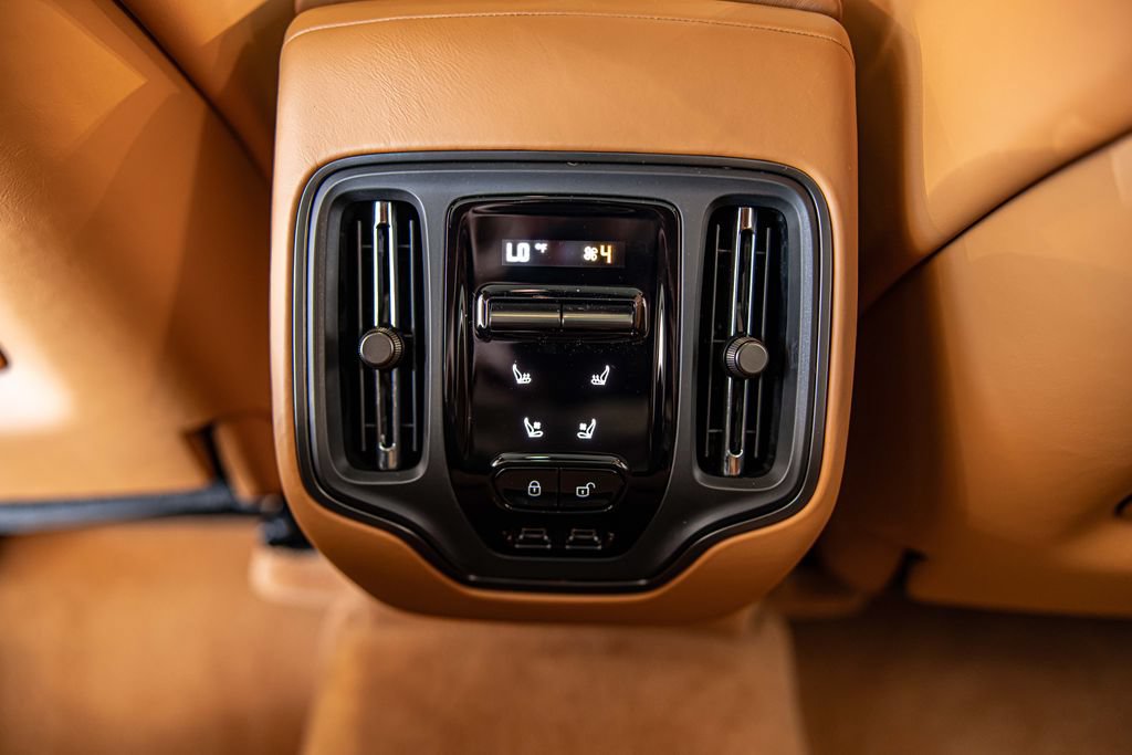 New 2026 Aston Martin DBX S AWD/4WD image 39