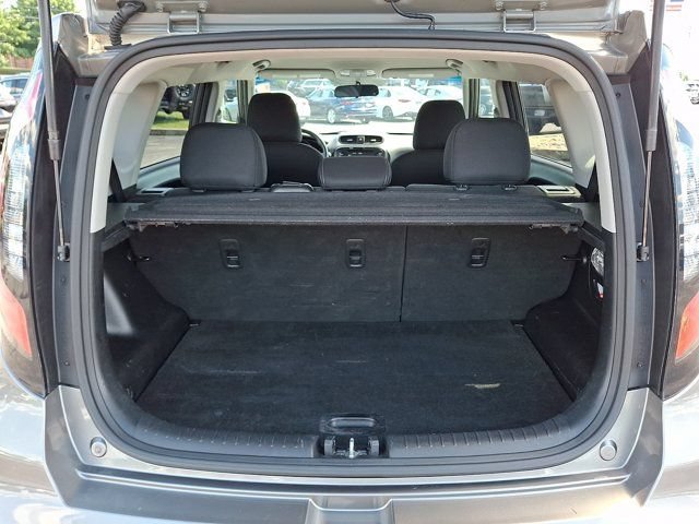 Used 2019 Kia Soul + FWD image 33