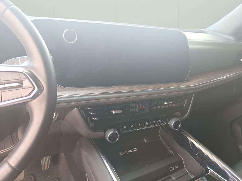 Used 2025 Chevrolet Tahoe Z71 AWD/4WD image 20