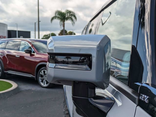 New 2025 GMC Hummer EV 2X w/ Extreme Off-Road Package AWD/4WD image 12