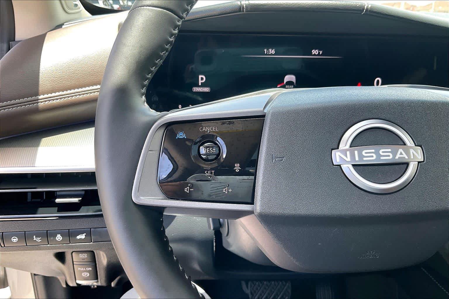 Used 2025 Nissan Murano Platinum w/ Cargo Package AWD/4WD image 24