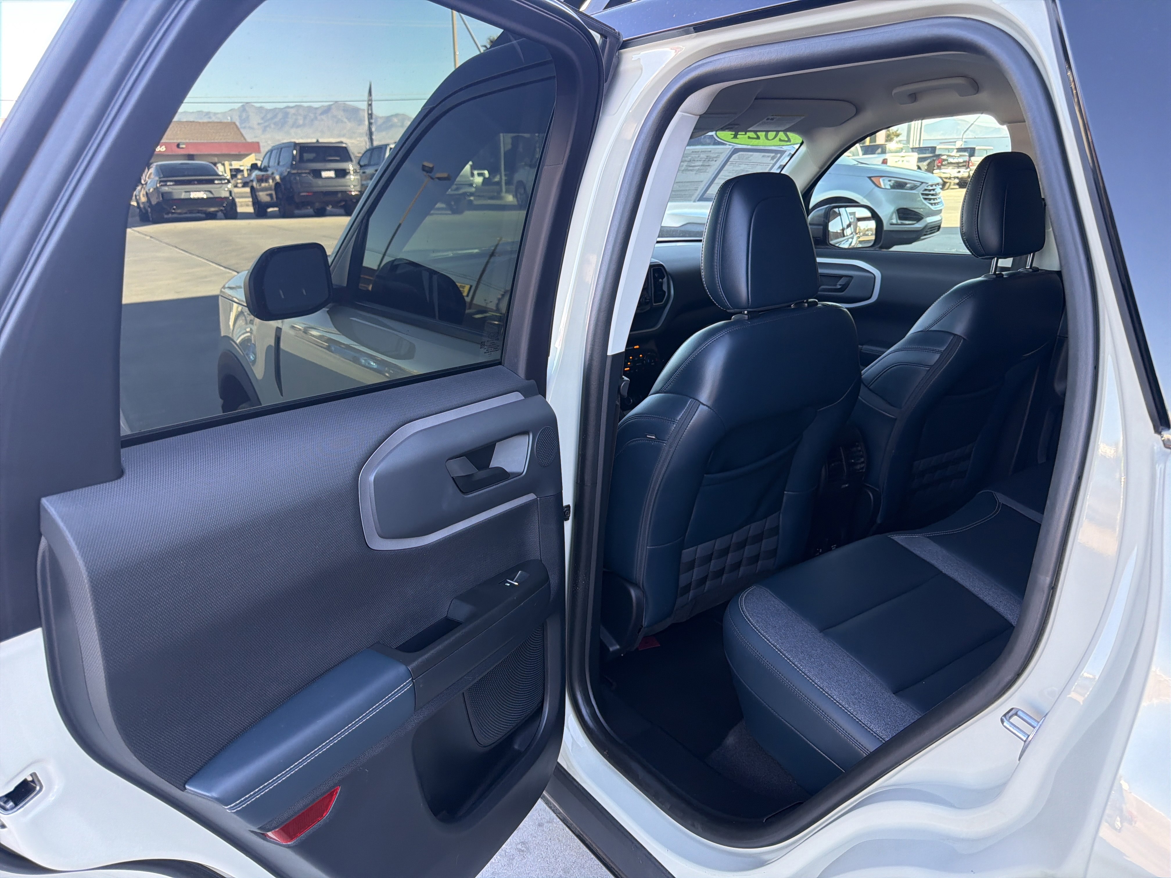 Used 2024 Ford Bronco Sport Outer Banks w/ Tech Package image 9