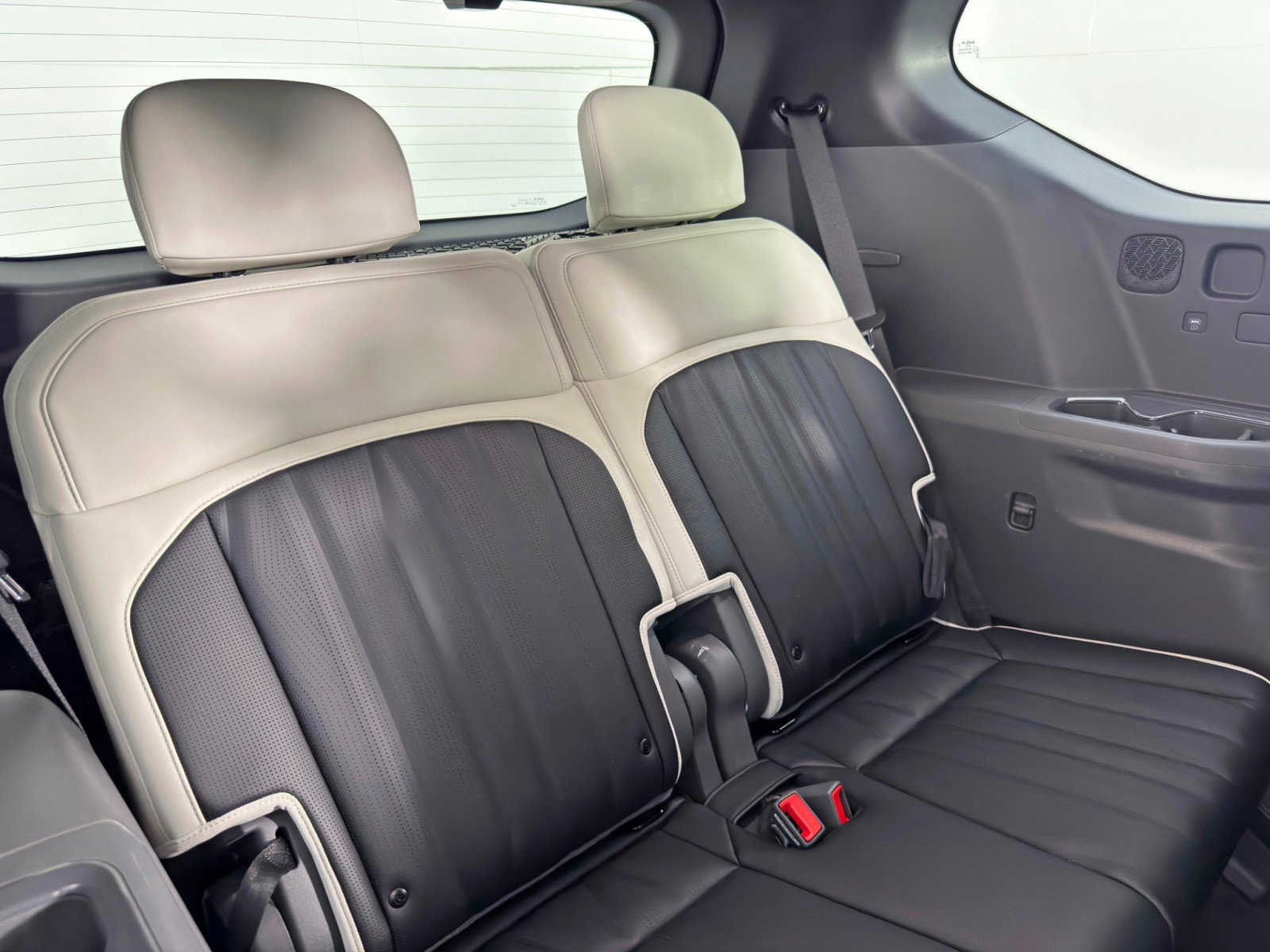 Used 2024 Kia EV9 GT-Line image 43