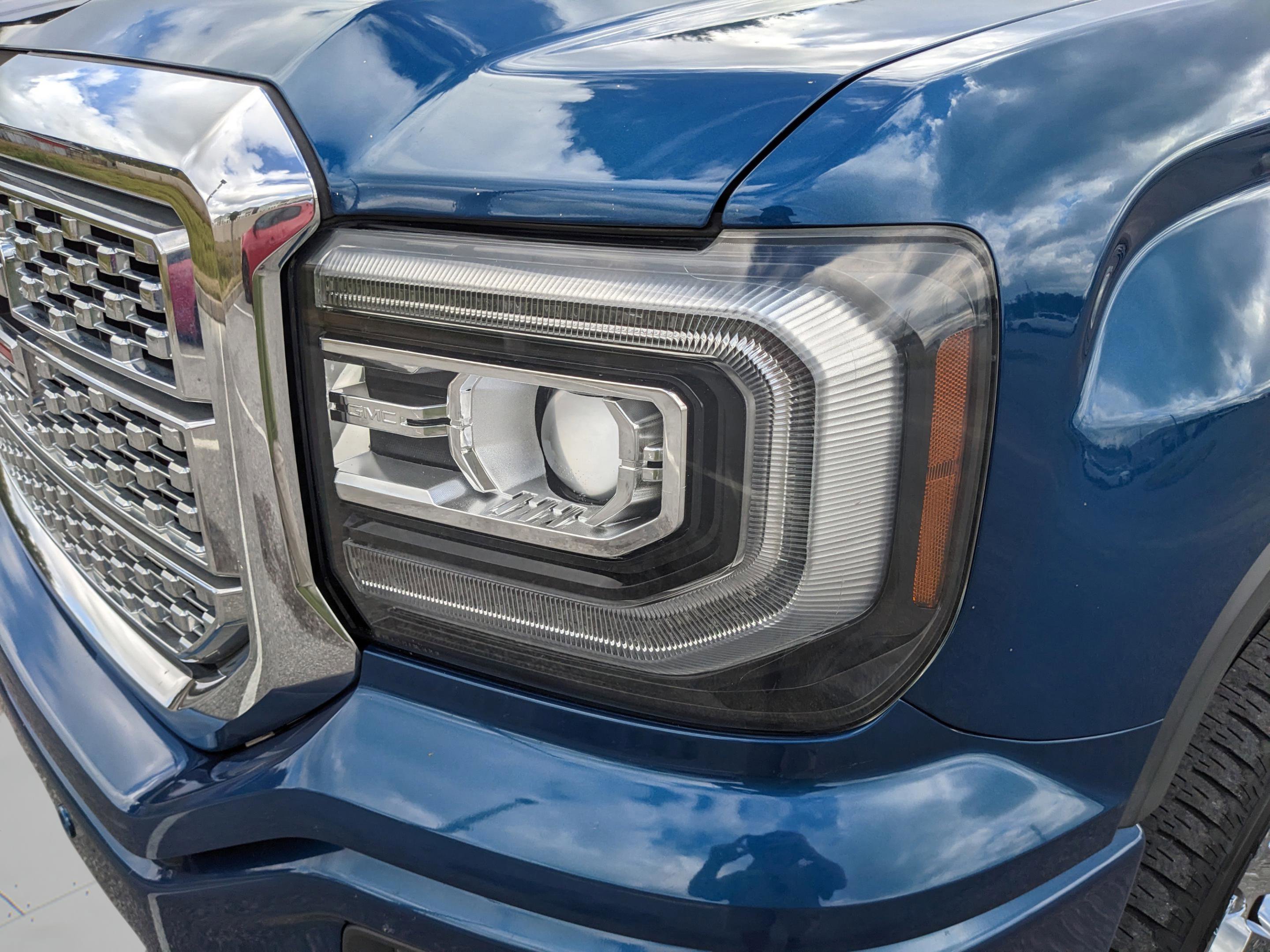 Used 2017 GMC Sierra 1500 Denali image 10