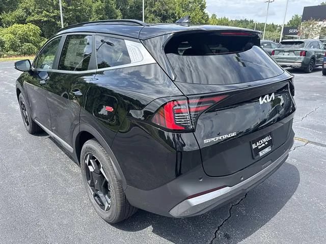 New 2026 Kia Sportage EX AWD/4WD image 4