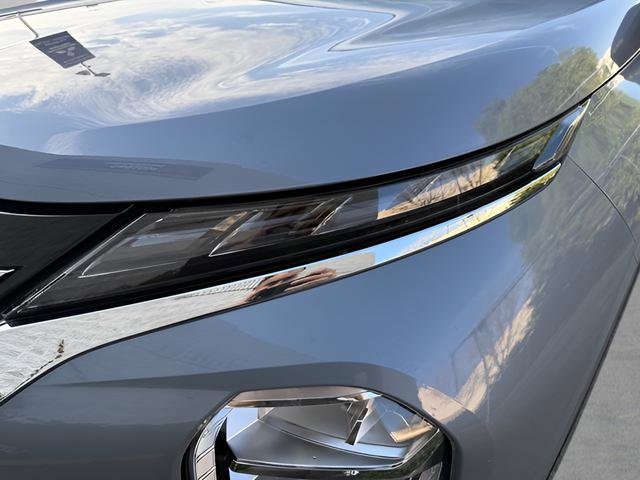 New 2026 Mitsubishi Outlander SEL image 33