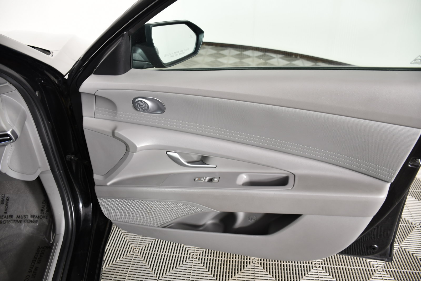 Used 2024 Hyundai Elantra SEL FWD image 41