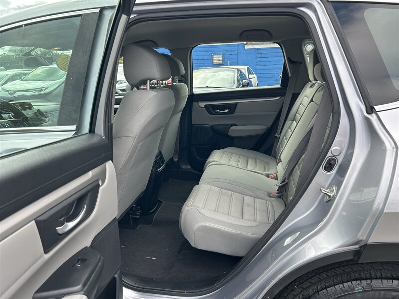 Used 2017 Honda CR-V LX image 9