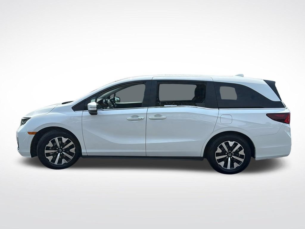 Certified 2025 Honda Odyssey EX-L image 4