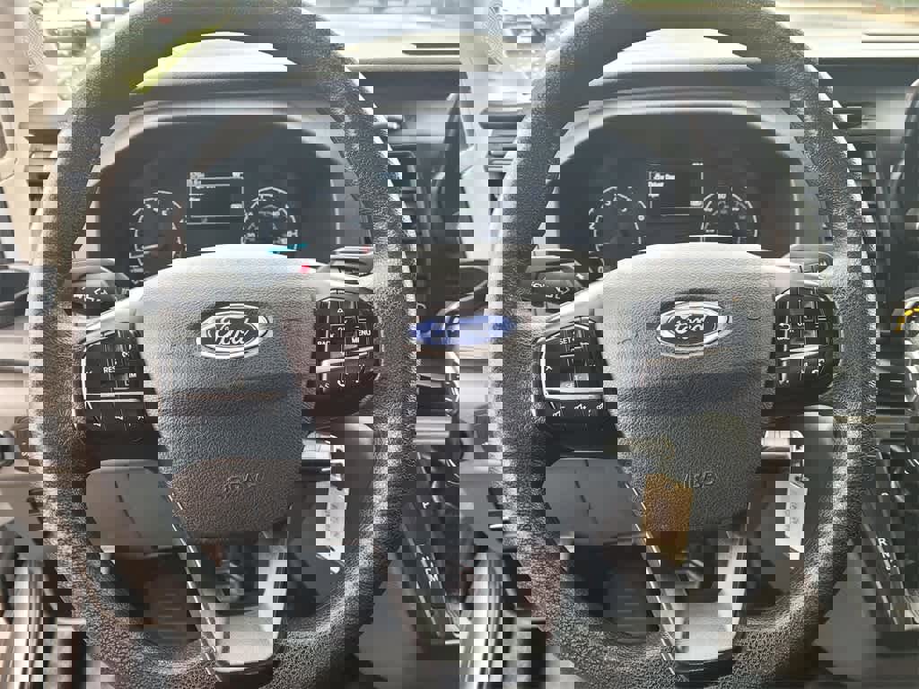 Used 2023 Ford Transit 250 Medium Roof image 22