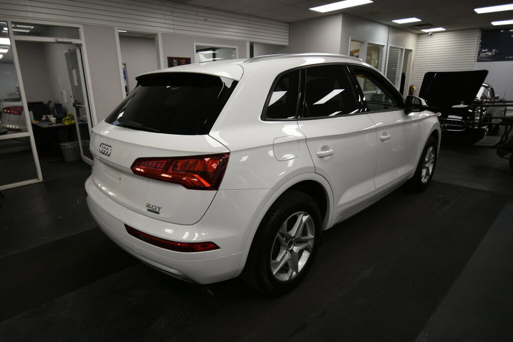 Used 2018 Audi Q5 2.0T Premium w/ Convenience Package AWD/4WD image 6