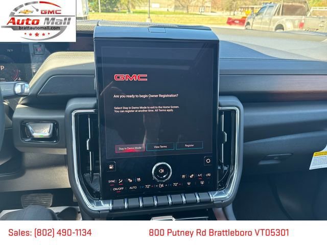 New 2026 GMC Yukon XL Denali w/ Sun & Power Step Package AWD/4WD image 18