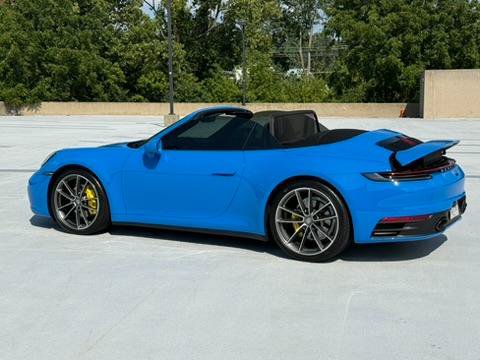 Used 2022 Porsche 911 Carrera w/ Premium Package RWD image 27