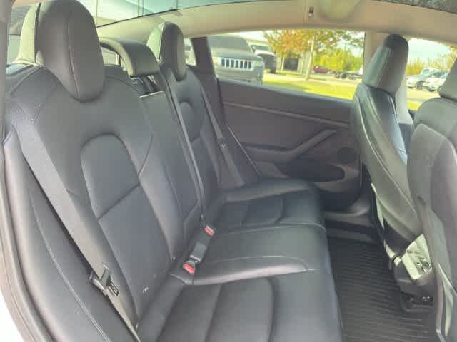 Used 2023 Tesla Model 3 Standard Range RWD image 17