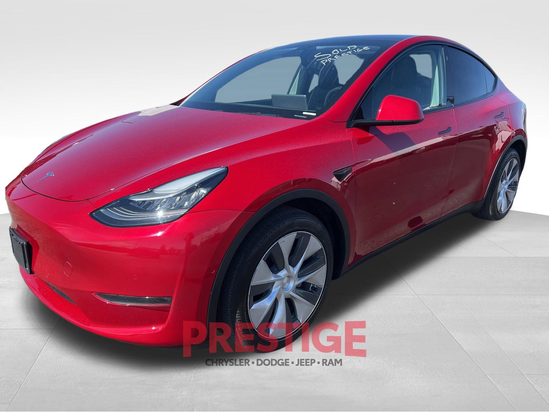Used 2021 Tesla Model Y Long Range AWD/4WD image 9
