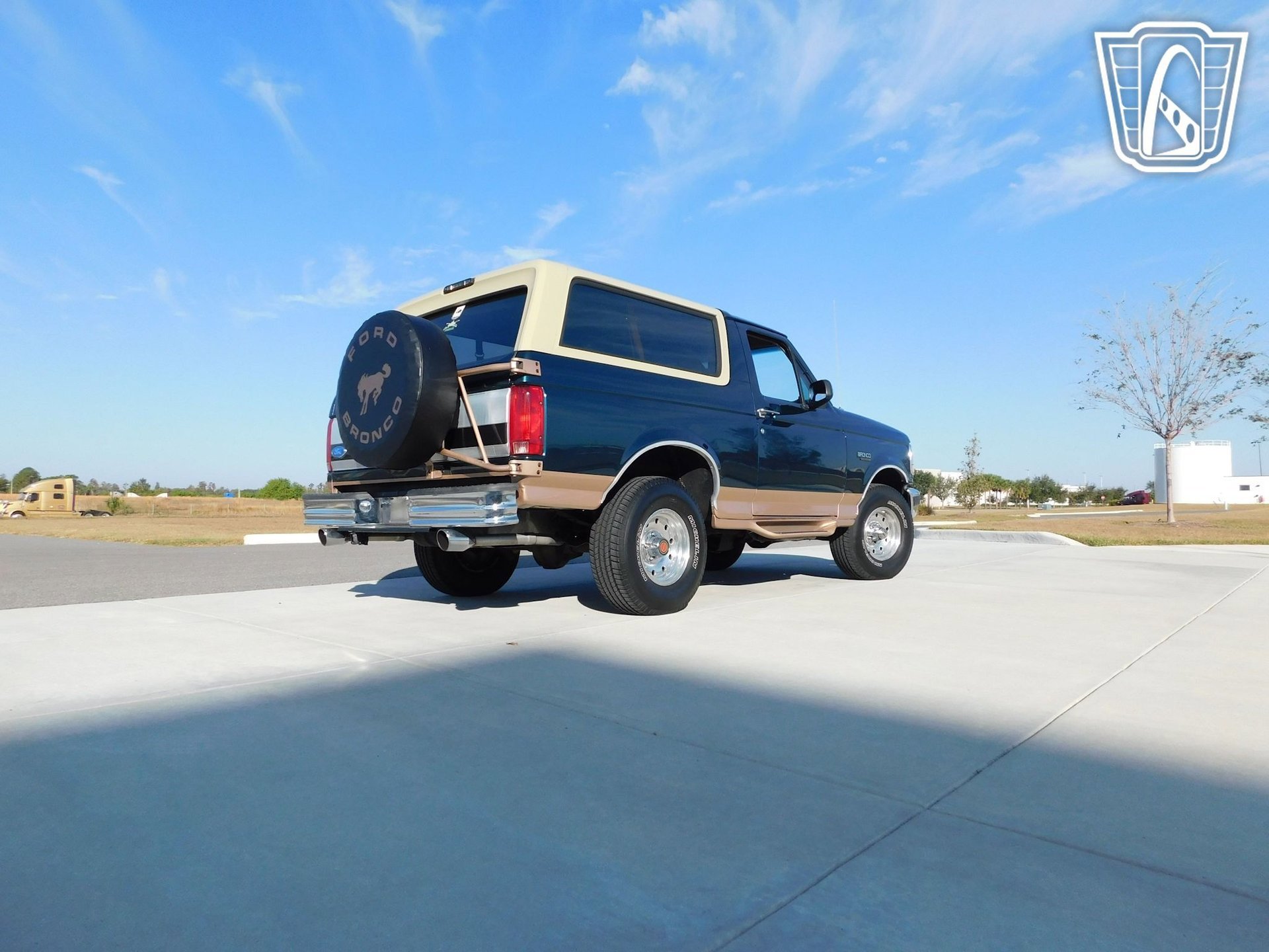 Used 1995 Ford Bronco XLT image 17