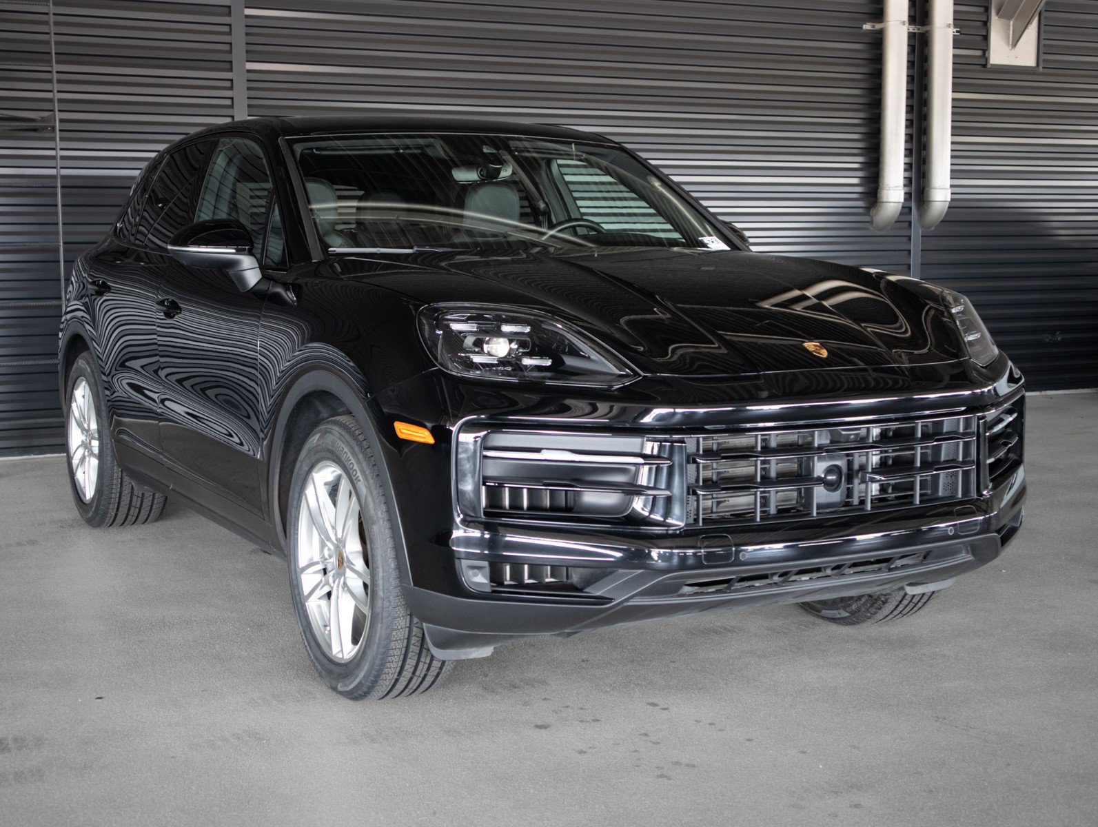 Certified 2024 Porsche Cayenne AWD/4WD image 7