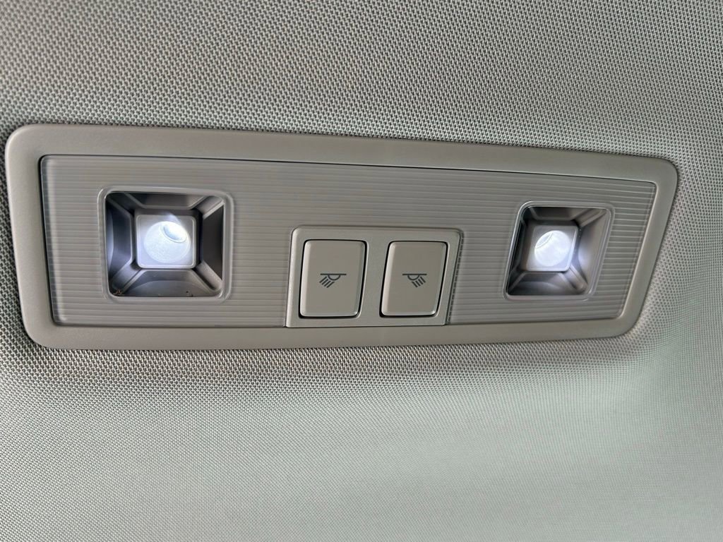 Used 2022 Volkswagen Atlas SE image 52