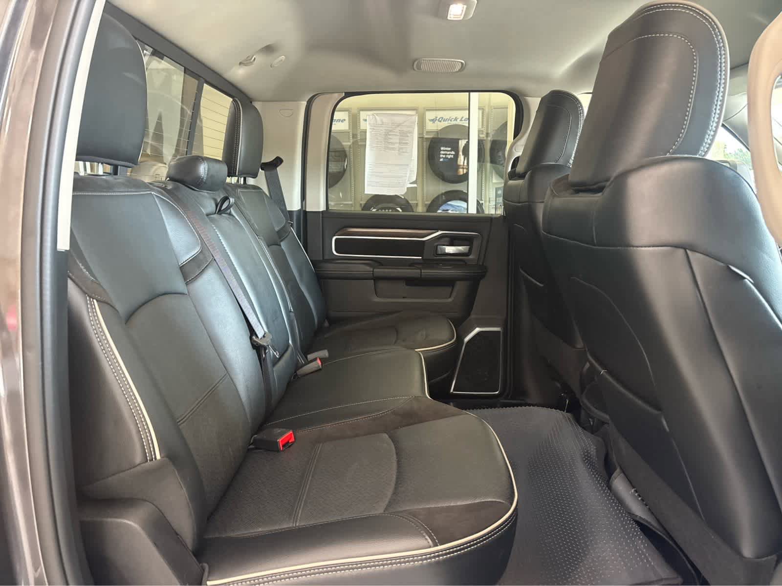Used 2024 RAM 2500 Laramie AWD/4WD image 35