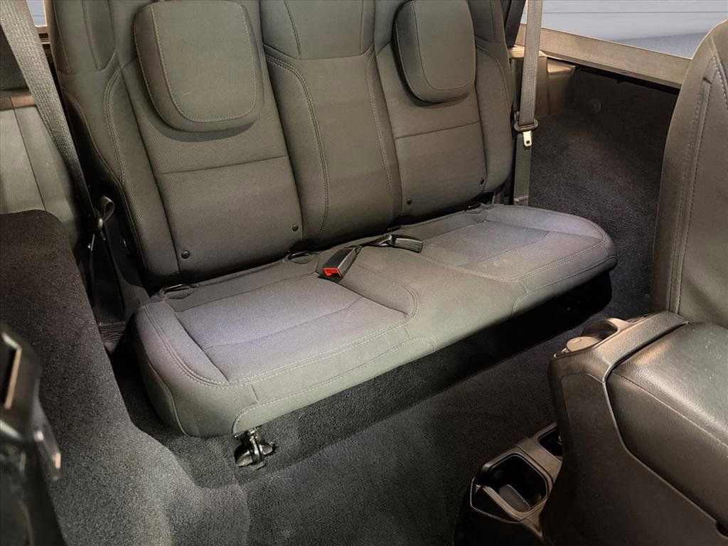 Used 2020 Jeep Wrangler Sport S image 19