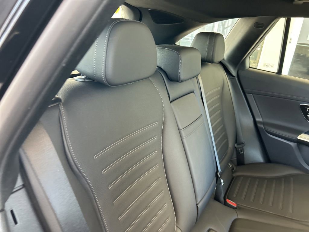 Used 2024 Mercedes-Benz GLC 43 AMG 4MATIC image 31