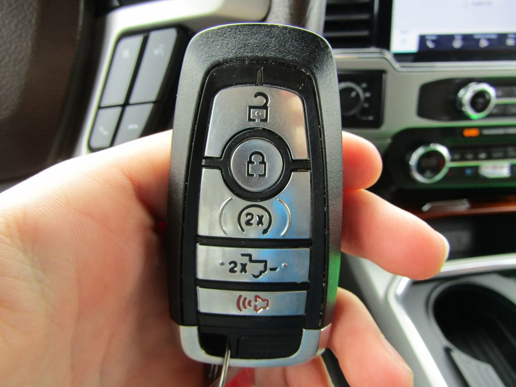 Used 2022 Ford F250 King Ranch w/ Chrome Package image 46