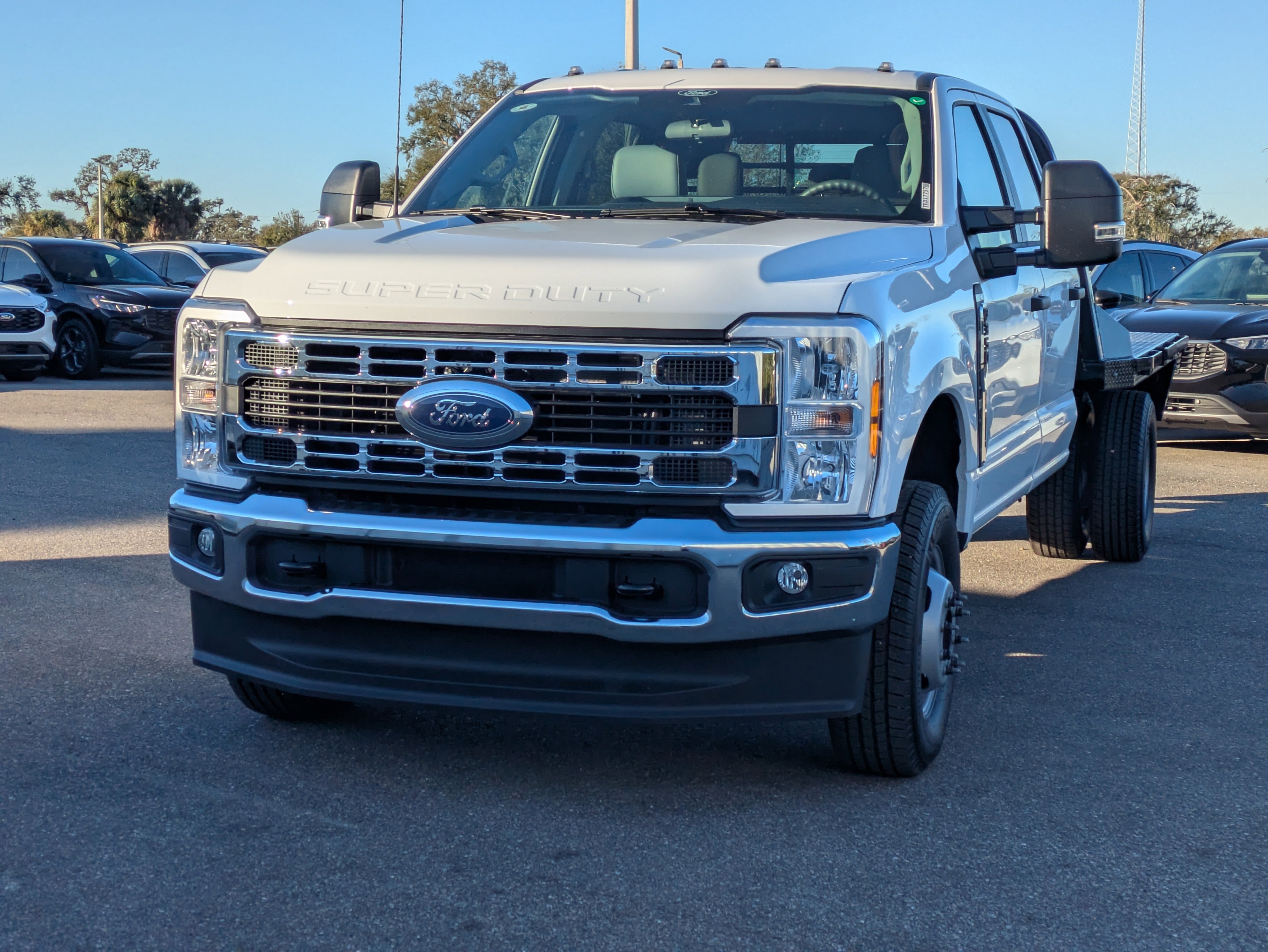 New 2026 Ford F350 XL w/ XL Chrome Package AWD/4WD image 7