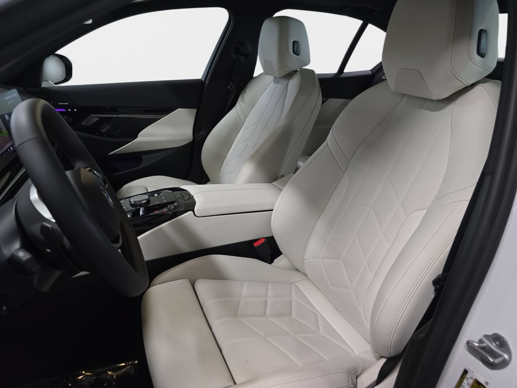 Used 2026 BMW 530i RWD image 17